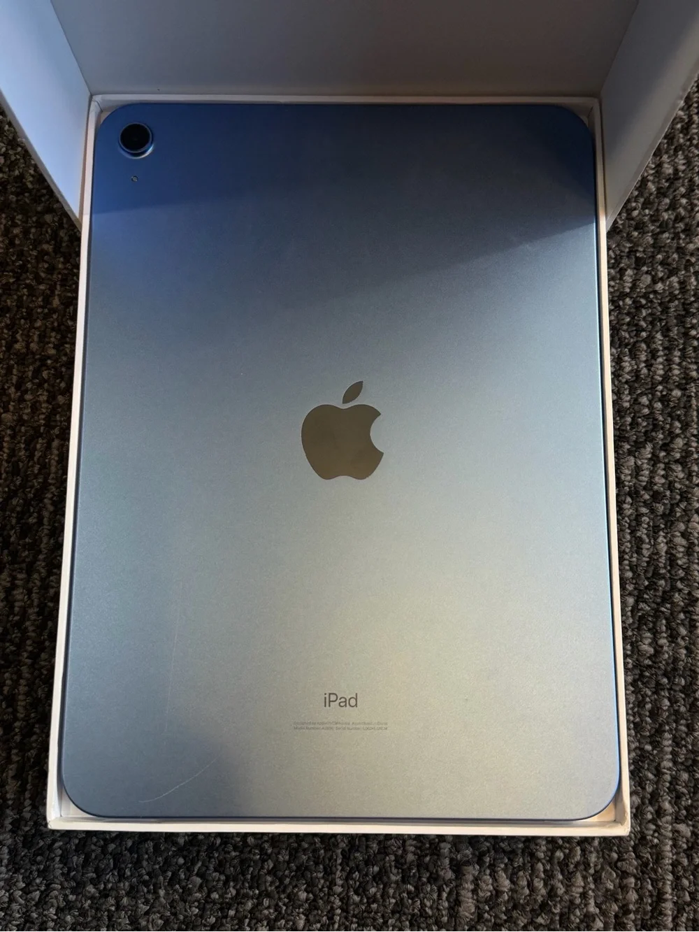 iPad (10th generation) 10.9-inch Blue 64GB Wi-Fi Model See description